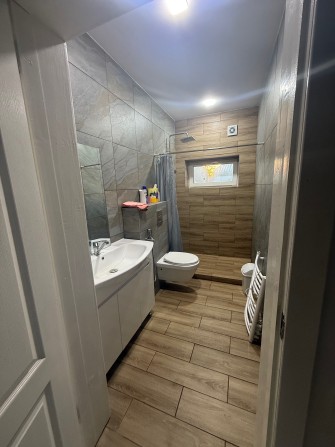 Здається частина будинку, Дніпро - фото 1