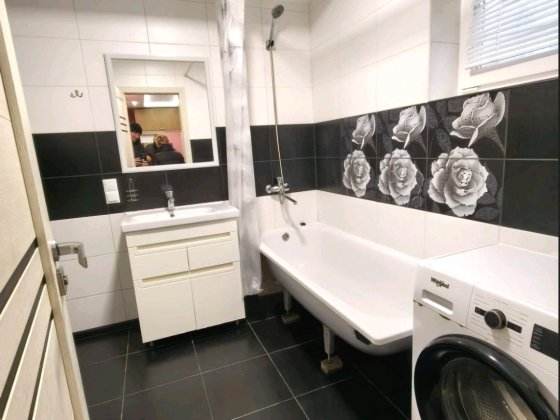 Перша здача Ч/Будинку для Сім'ї або ЗСУ на будь-який термін,свойм двор