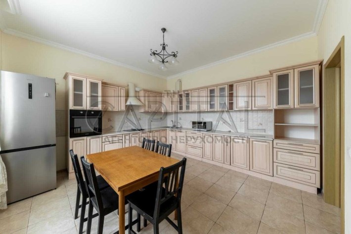 Автономний будинок під офіс біля метро/ Офіс Центр/Оренда будинок - фото 1