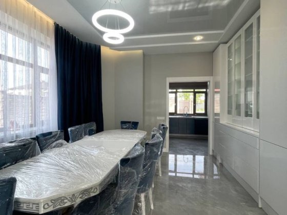 Оренда розкішного особняку Вікторія Гарденс Львів