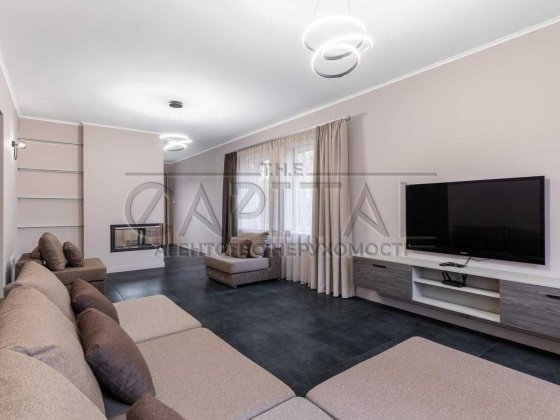 Здається будинок в котеджному містечку Коник 350 м² генератор інвертор Київ