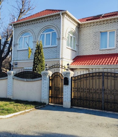 Оренда будинку під офіс метро Академмістечко Генератор 16 кВт - фото 1