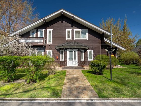 Оренда будинку з басейном у Київ Riverside Family Club Київ