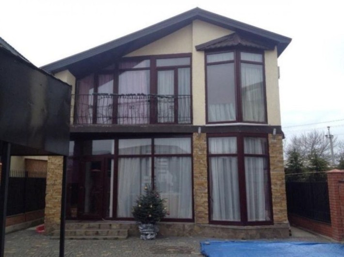 Сдам небольшой уютный дом в Совиньоне - фото 1