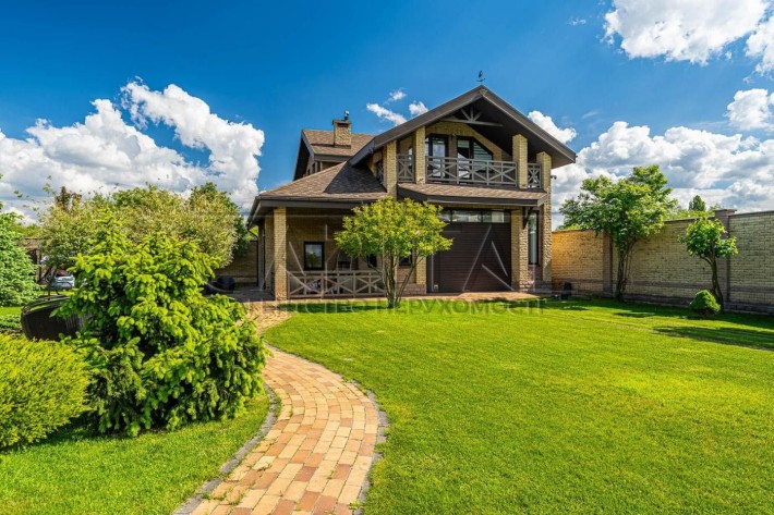 Довгострокова оренда будинку в межах Київ — 150 м до затоки Доманя - фото 1