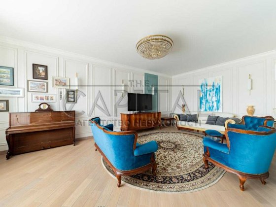 Оренда унікального будинку в центрі Києва, вид на Батьківщину-мати Київ