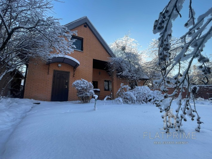 Оренда теплого будинку з гаражем в Києві. Берківці, Lavina Mall БЕЗ% - фото 1