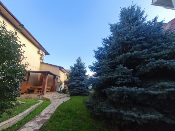 Сдам дом Дмитрия донского/Чубаевка 450 м ,подвал,цена с коммунальными!