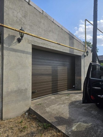 Сдам дом Нерубайское 5 к 180 м ,есть убежище,гараж на 2 авто, сад - фото 1