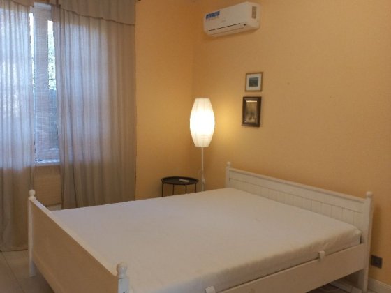 Сдам 2к дом на Заболотного - Добровольского  - 18000 грн