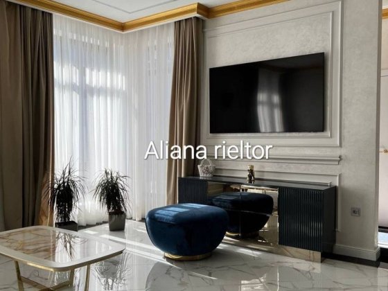 Оренда сучасного будинку з басейном у ЖМ Совіньйон Одесса