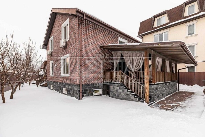 Оренда автономного будинку 220м2  в Києві з укриттям / з генератором - фото 1