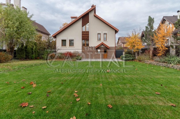 КМ «Коник» оренда будинку з газом площею 350 м² - фото 1