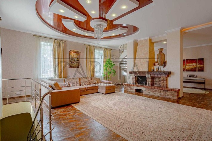 Перша лінія Дніпра Оболонь Богатирська - фото 1