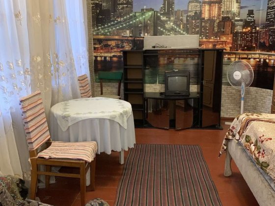 Сдам часть дома в р-не Новых Койдаках  за 4000гр без хозяйки Степне