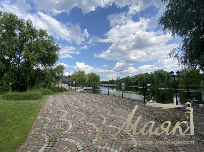 Аренда 2-х этажного дома 781м2, КГ Днепровская Волна, Козин - фото 1