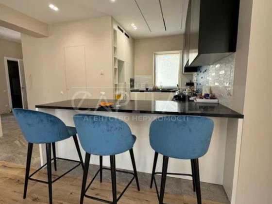 Аренда автономного энергоэффективного, шикарного дома, Золоче Прованс Вишеньки