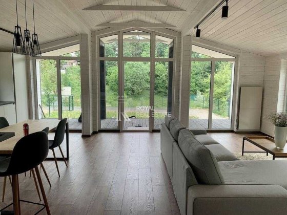 Пропонується в оренду будинок у Лісниках з панорамним краєвидом Лісники