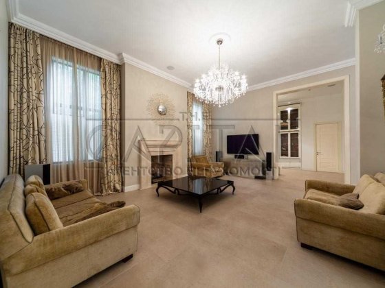 Здається в оренду будинок в Лісниках КМ Зелений гай 620м2 25 соток Лісники