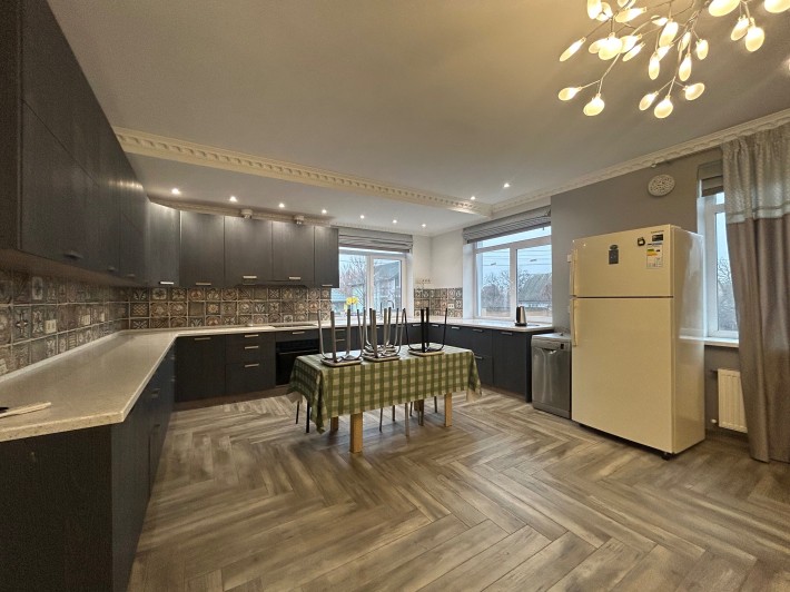 Стоянка, Будинок 4 кімнати, Гараж, сауна, Укриття 10 соток - фото 1