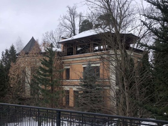 Оренда будинку  450 м2 Стоянка Шпитьки  Бучанське водосховище Стоянка