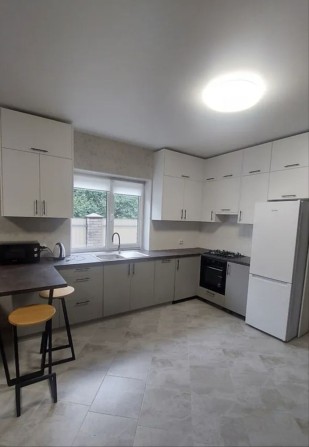 Сдам дом с газом басейном Романков Новообуховская - фото 1