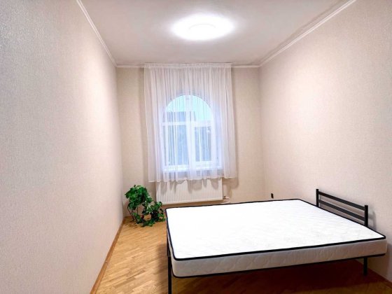 Аренда дом 340м. 7кімнат, опалення газ, дрова до Г.Дніпра20хв. Новосілки