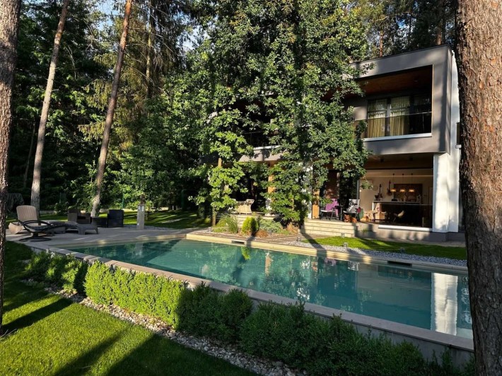 Здається сучасний будинок з басейном в елітному передмісті Києва - фото 1