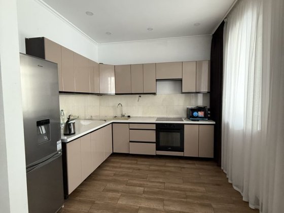 Оренда Будинку 4 кімнати Сонячні Панелі , Тепловий Насос , КМ Міжріччя Осещина