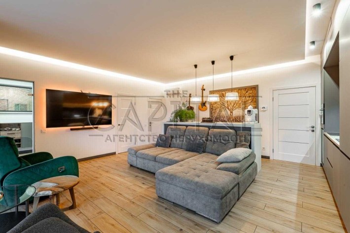 Здається в оренду елегантна садиба з басейном в елітному передмісті - фото 1