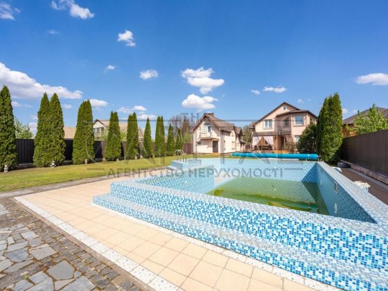 Оренда будинку 250м2, м. Требухів, Броварський р-н Требухов