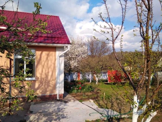 Оренда будинку з автономним живленням. Хотов