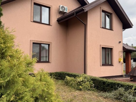 Здам будинок на довгострокову оренду с.Шпитьки(З ГЕНЕРАТОРОМ) Шпитьки