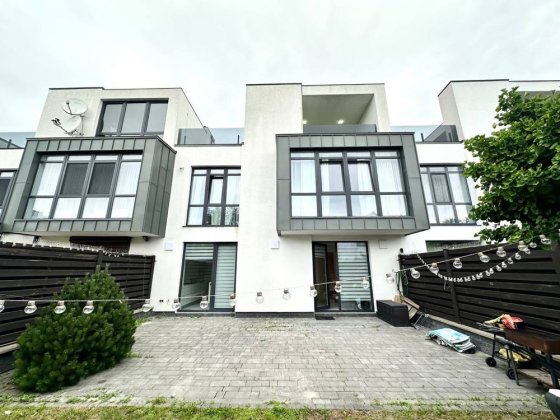 Оренда котеджу в смт Брюховичі вул. Журавлина Брюховичі