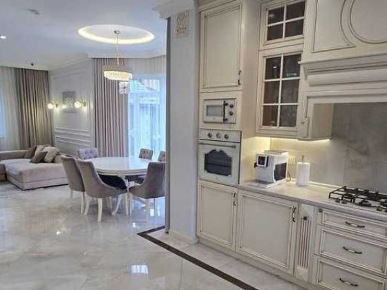 Авторський Ремонт Чудова Локація. РЕЗЕРВНЕ ЖИВЛЕННЯ. Оренда Будинок! Брюховичи