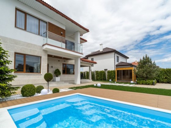 Сдам СВОЙ новый дом 200 м.кв   в ЖСК Дайберг ( БЕЗ комиссий ! )