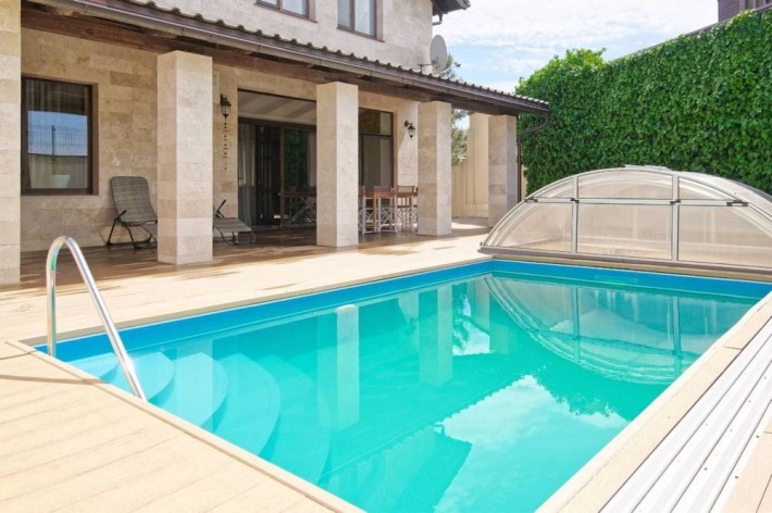 Стильный дом Совиньон с бассейном будинок - фото 1