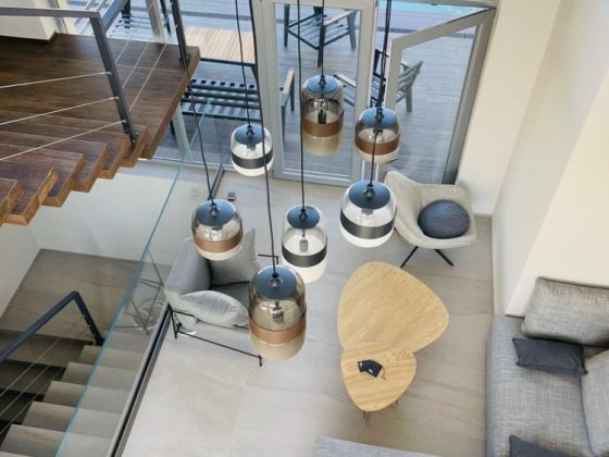 Стильный будинок у моря кооператив