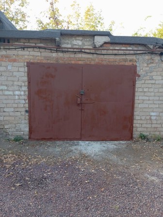 Сдам гараж в аренду ГСК "Буревестник" - фото 1