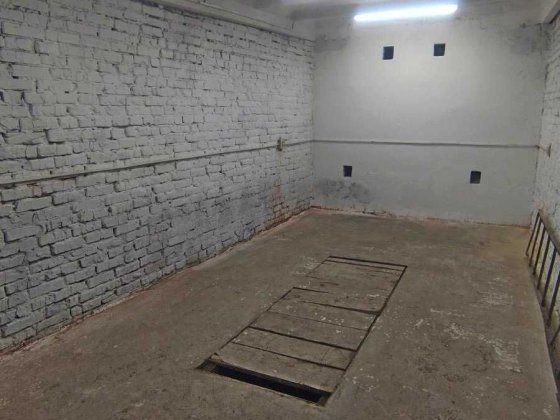 Гараж цегляний в оренду, вул. Електроапаратна Луцк