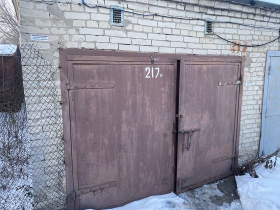 Сухий гараж в оренду Луцьк