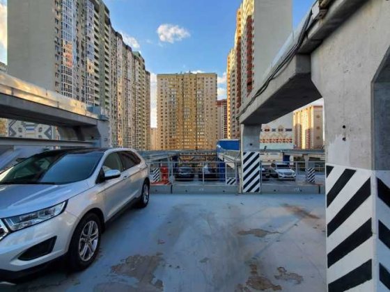 Паркомісце в паркінгу ЖК Патріотика, вул.Софії Русової, 9. Власник.