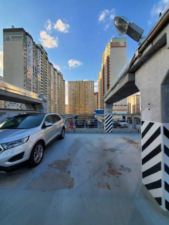 Паркомісце в паркінгу ЖК Патріотика, вул.Софії Русової, 9. Власник. - фото 1