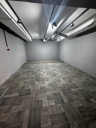 Підземний гараж для електромобіля або укриття, вул Івасюка, 24,Оболонь - фото 1