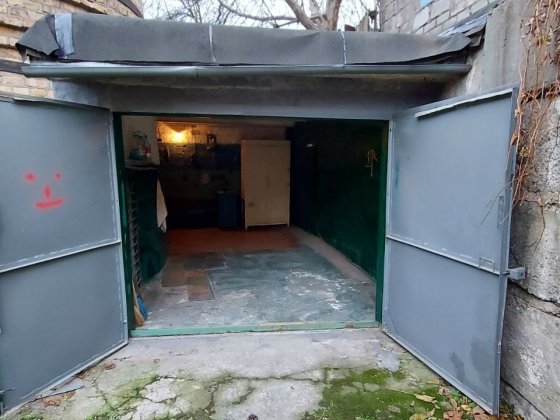 Здам гараж капітальний р-н Нагорний ринок Дніпро