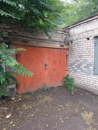 Сдам капитальный гараж, кооператив дсс - фото 1