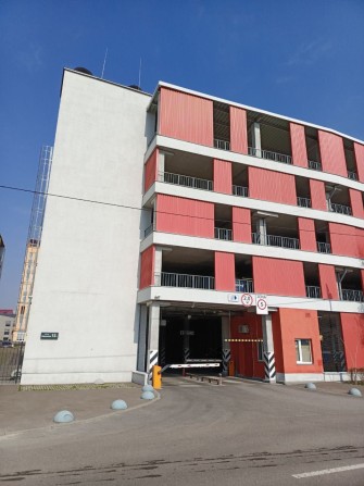 Здаю в оренду паркомісце в ЖК «Комфорт Таун» - фото 1