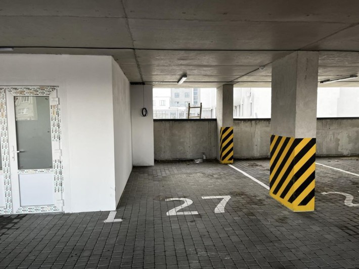 Низька ціна! Оренда паркомісця, вул. Городоцька 226 ЖК Resident Hall - фото 1