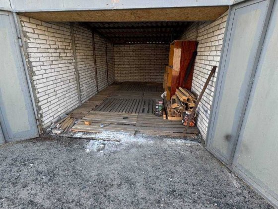 Здам цегельний гараж 18м