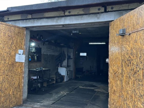 Гаражний бокс ТРОЄЩИНА